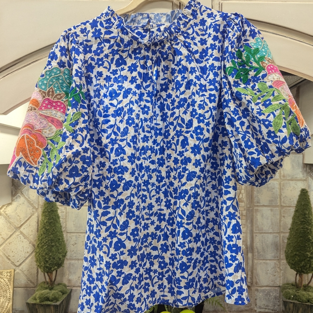 THML Puff Sleeves Top With Embroidery Size Small